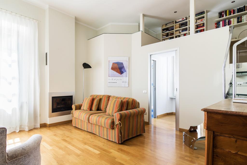 Via Rusconi 10 - BymyhomeinCôme Extérieur photo