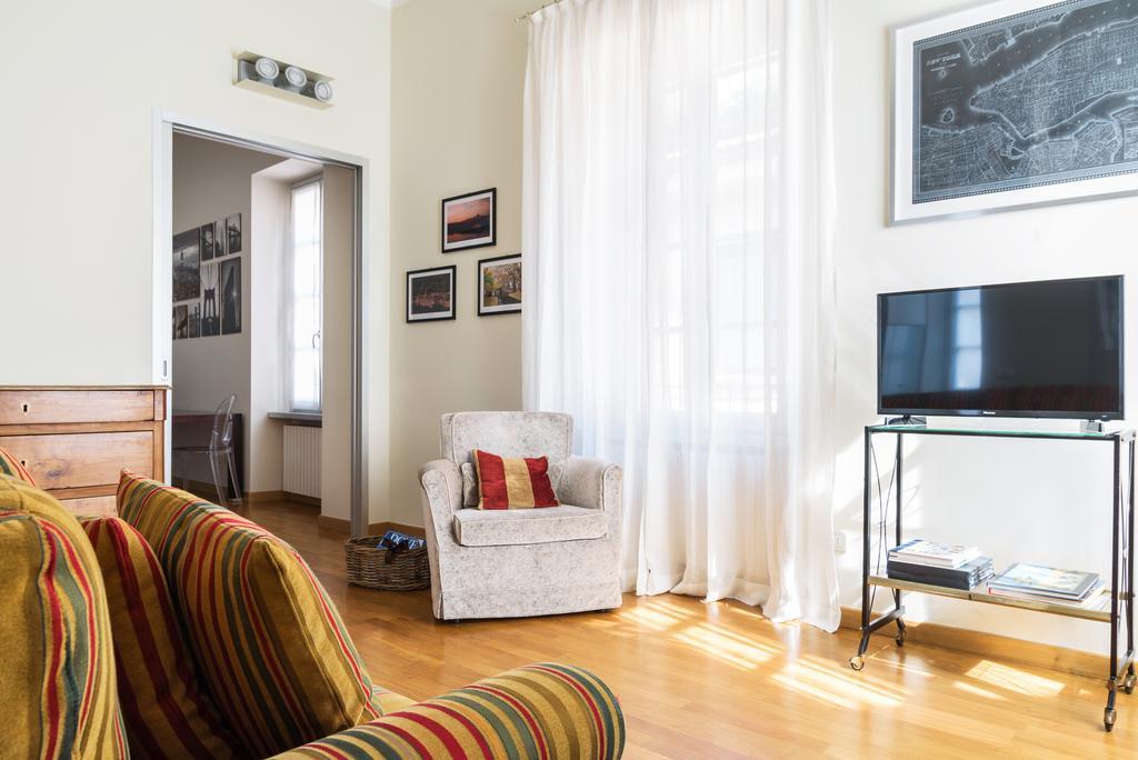 Via Rusconi 10 - BymyhomeinCôme Extérieur photo